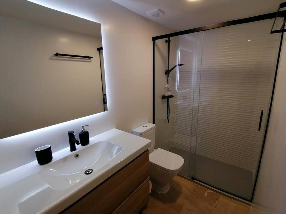 Piso Pl 2B, 20Min Plaza Cataluna Sant Adria de Besos Exteriér fotografie